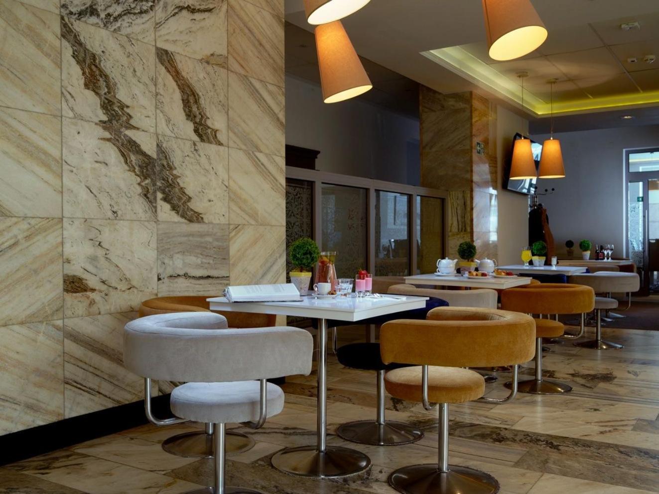 Kielczanka Hotel Kolobrzeg Ngoại thất bức ảnh